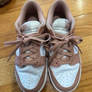 Nike Pink and White Sneakers Classic Low-Top Design